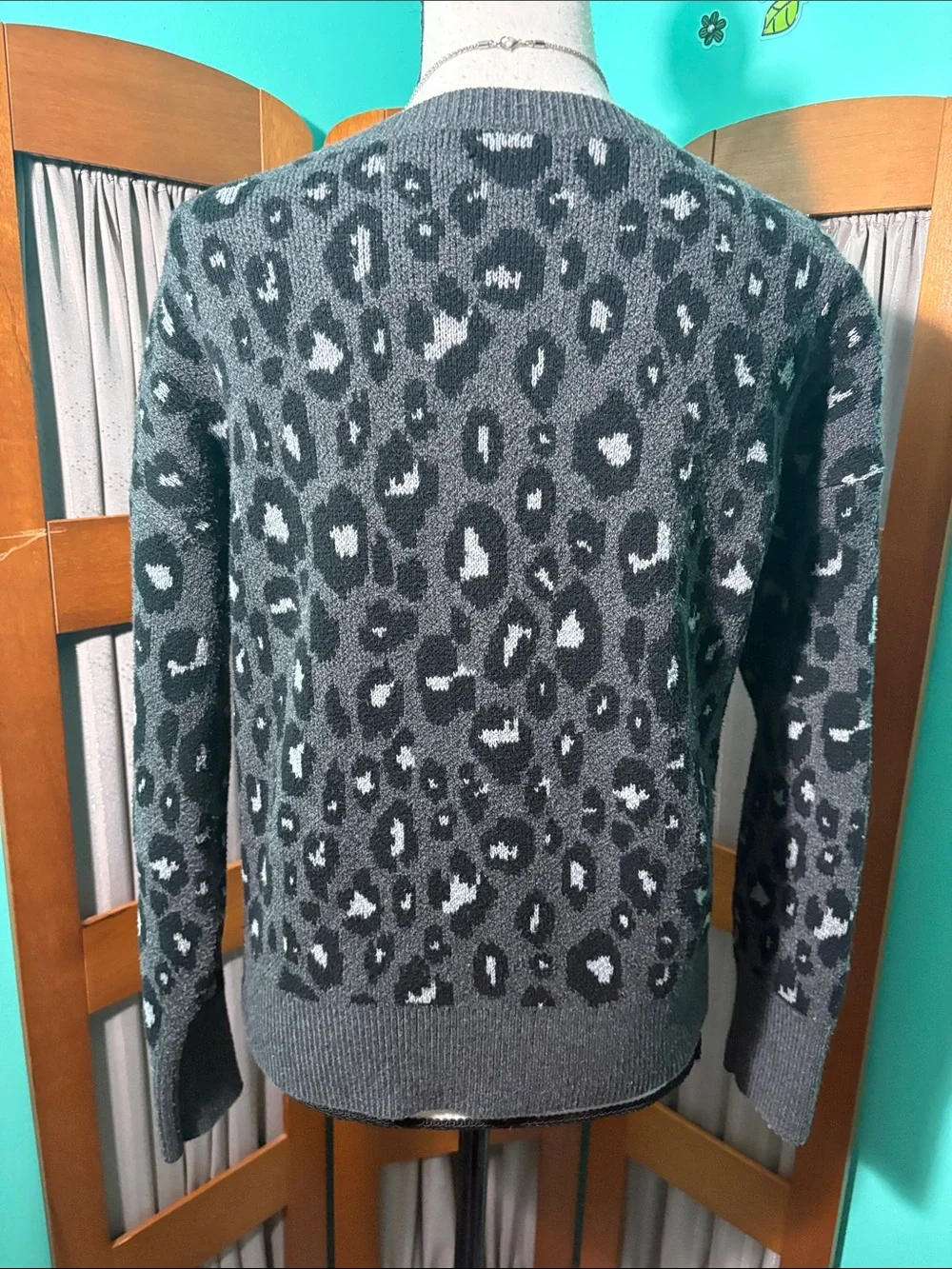 Lucky Brand Gray Leopard Print Crewneck Sweater